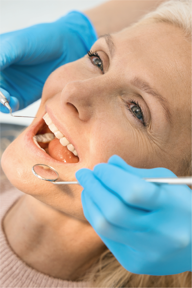 implantes dentales en sevilla